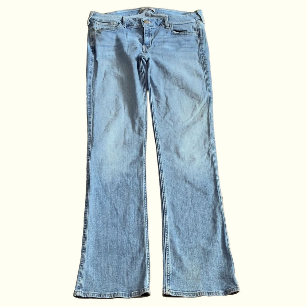 HOLLISTER Light Wash Straight Jeans Size W30 L33 - Picture 1 of 14